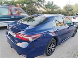 تۆیۆتا کامری